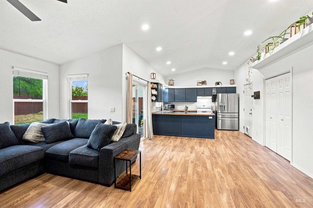 2808 Fox Place, Nampa, ID 83687