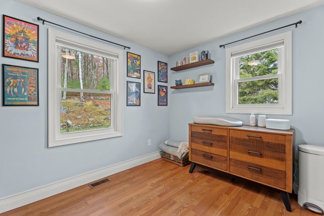 174 Oak Hill Avenue, Manchester, NH 03104