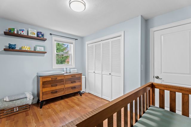 174 Oak Hill Avenue, Manchester, NH 03104