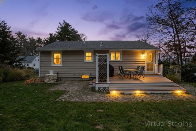 174 Oak Hill Avenue, Manchester, NH 03104