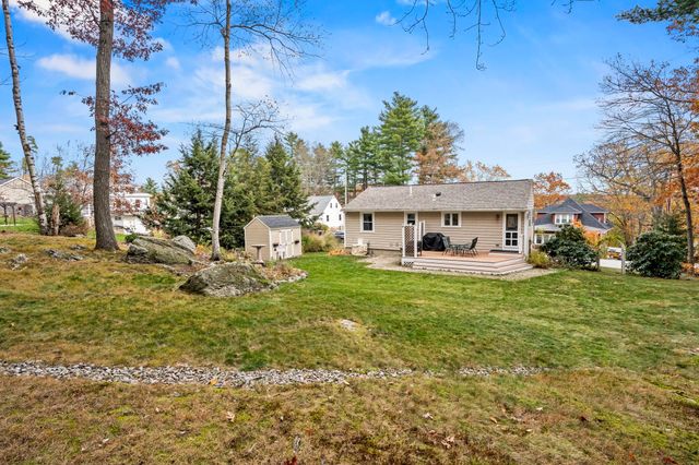 174 Oak Hill Avenue, Manchester, NH 03104