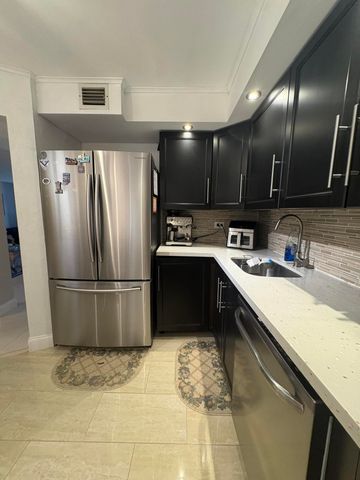 3730 Inverrary Drive 2t, Lauderhill, FL 33319