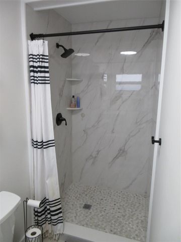 5456 NE 3rd Terrace, Fort Lauderdale, FL 33334