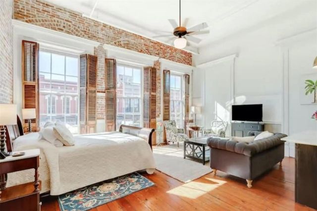 2010 Strand 201, Galveston, TX 77550