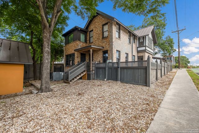 162 Davis Ct Unit B, San Antonio, TX 78209