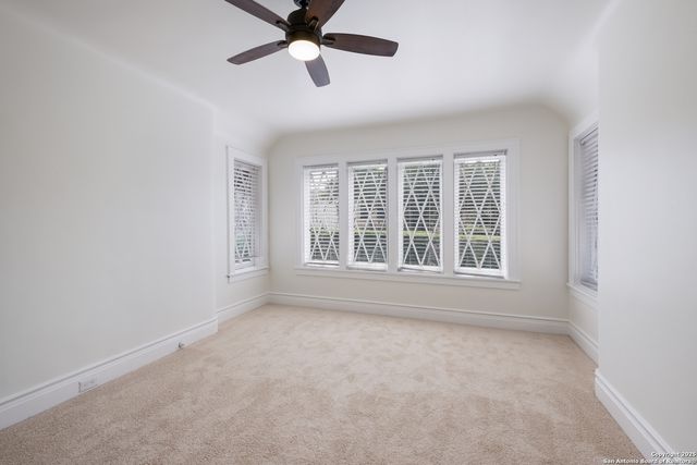 162 Davis Ct Unit B, San Antonio, TX 78209