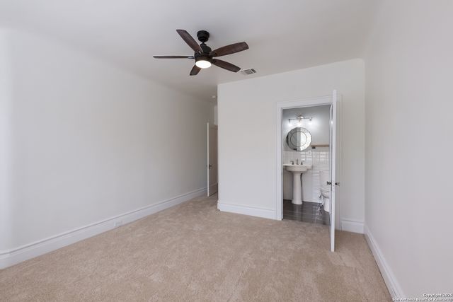 162 Davis Ct Unit B, San Antonio, TX 78209