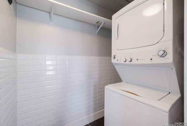 162 Davis Ct Unit B, San Antonio, TX 78209