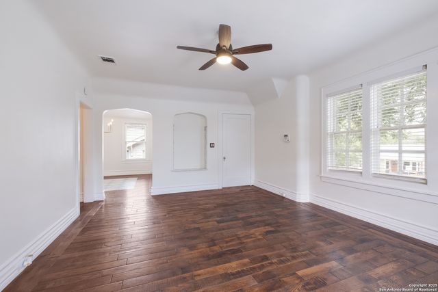 162 Davis Ct Unit B, San Antonio, TX 78209