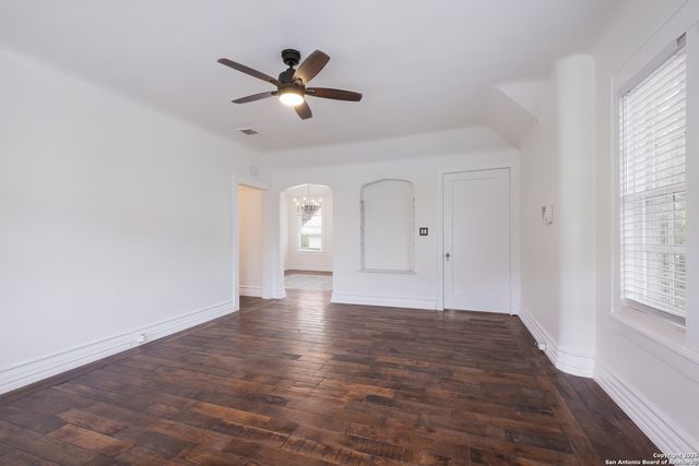 162 Davis Ct Unit B, San Antonio, TX 78209