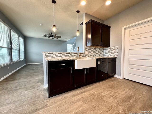 762 WOLFETON WAY, New Braunfels, TX 78130