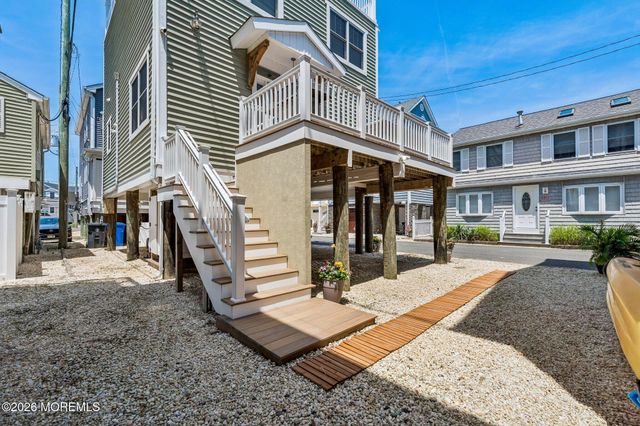 123 Brooks Road, Lavallette, NJ 08735
