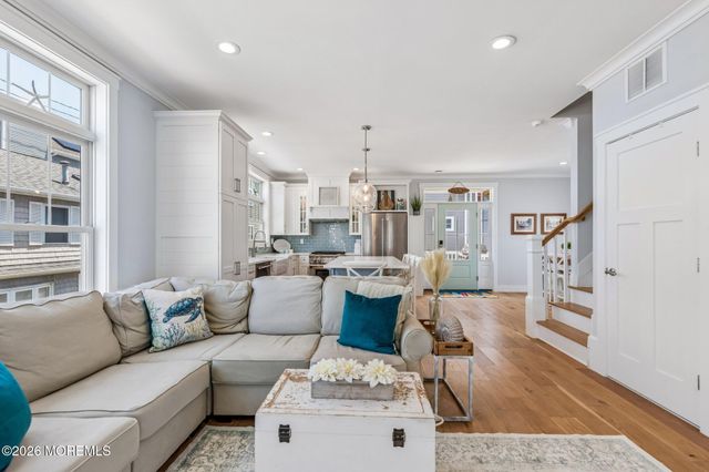 123 Brooks Road, Lavallette, NJ 08735