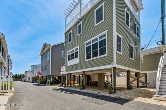 123 Brooks Road, Lavallette, NJ 08735