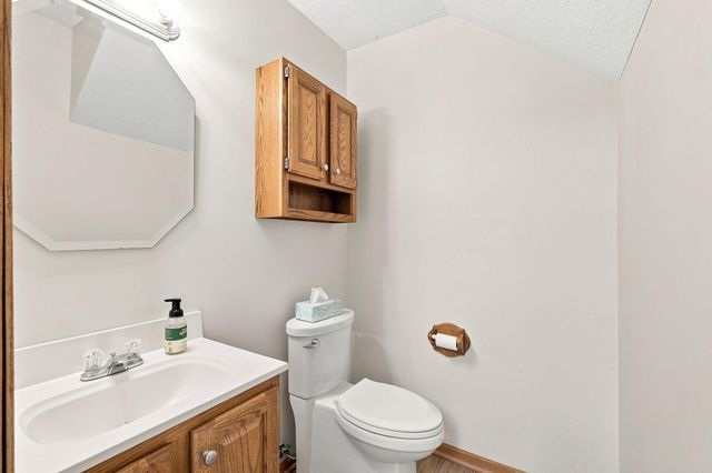 15783 Fjord Avenue, Apple Valley, MN 55124