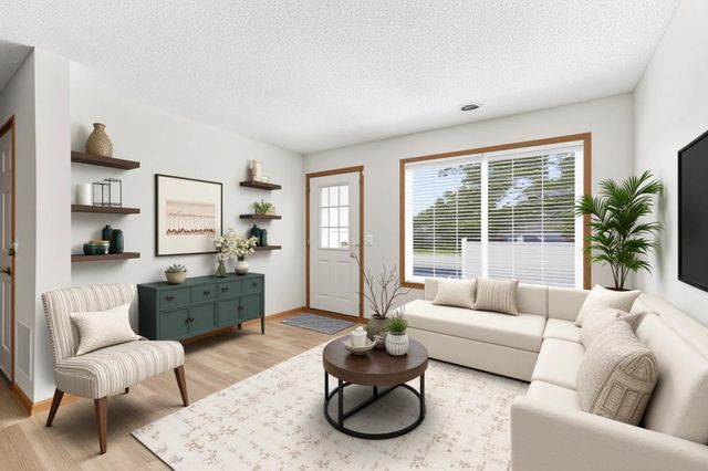 15783 Fjord Avenue, Apple Valley, MN 55124