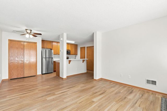 15783 Fjord Avenue, Apple Valley, MN 55124
