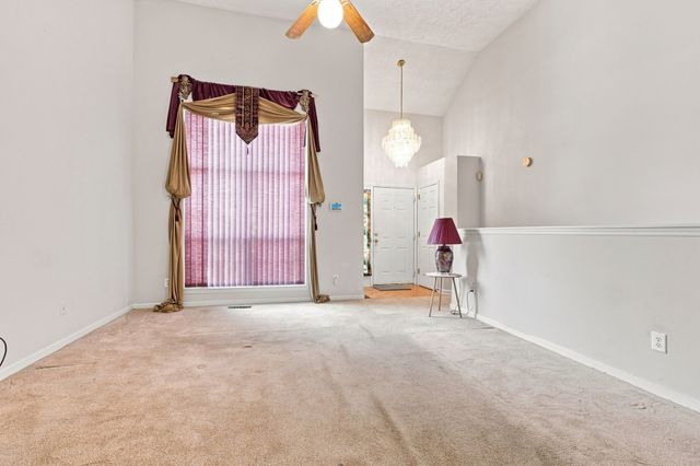 1204 Springwood Dr, Old Hickory, TN 37138