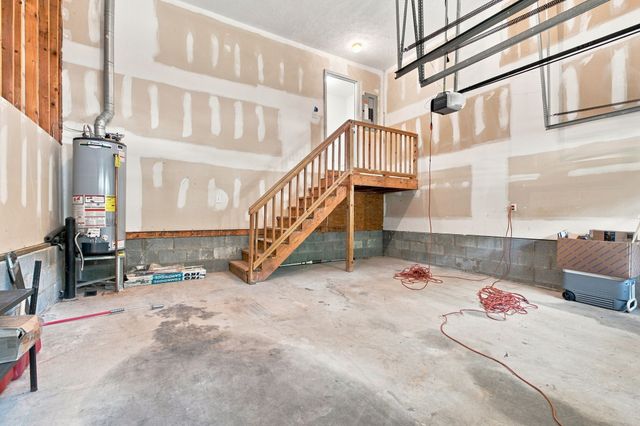 1204 Springwood Dr, Old Hickory, TN 37138