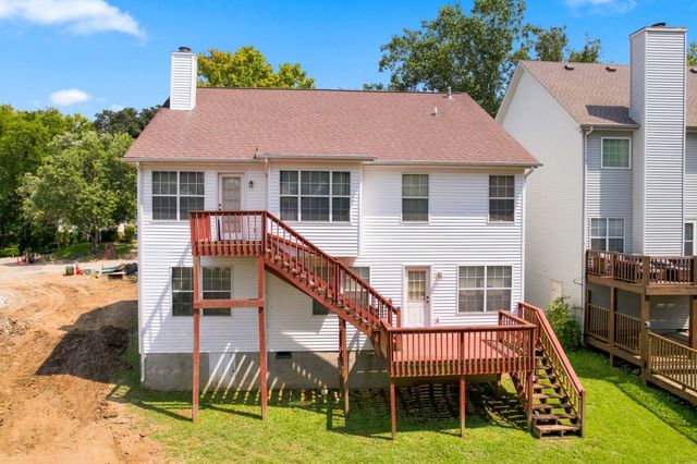 1204 Springwood Dr, Old Hickory, TN 37138