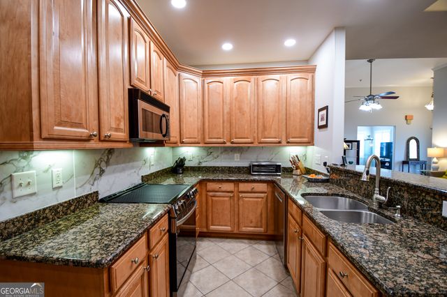 4203 Paddock Lane, Newnan, GA 30263