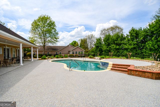 4203 Paddock Lane, Newnan, GA 30263
