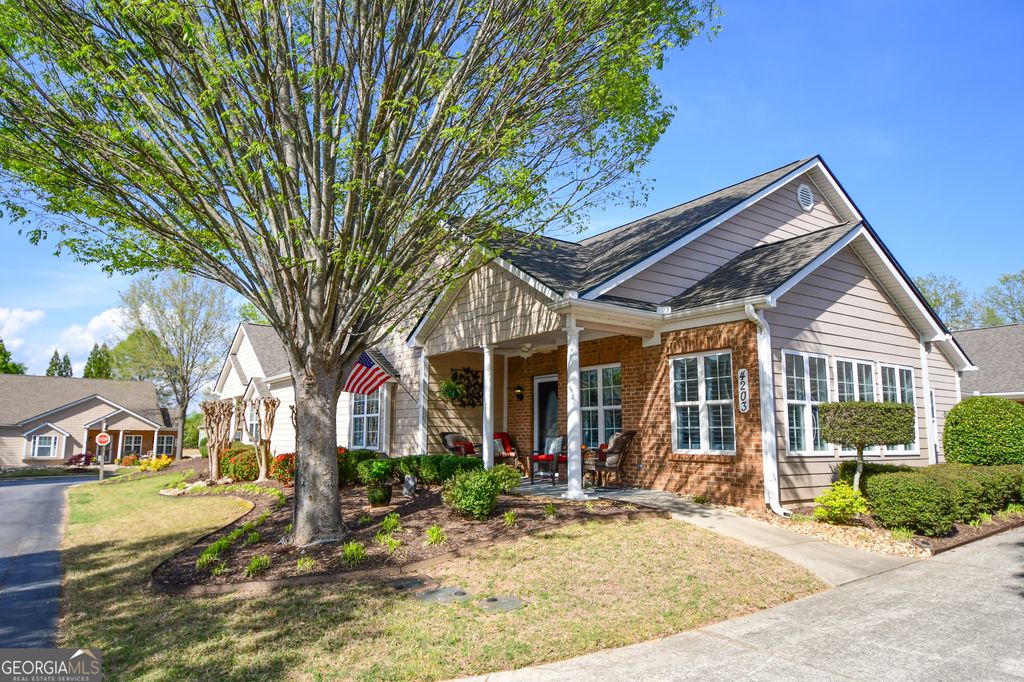 4203 Paddock Lane, Newnan, GA 30263