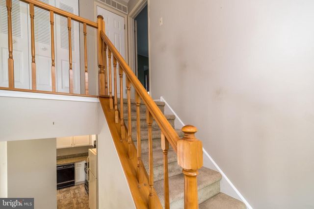 808 PUTTER CT, Warrington, PA 18976