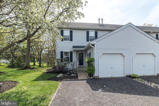 808 PUTTER CT, Warrington, PA 18976