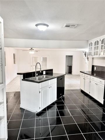 1303 Wendell Street, Lake Charles, LA 70601