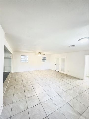 1303 Wendell Street, Lake Charles, LA 70601