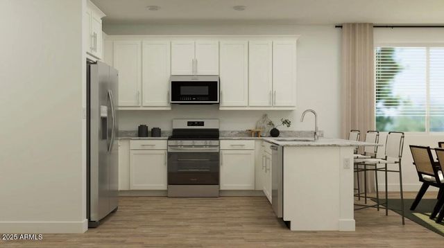 9739 W SUNDERLAND Avenue, Phoenix, AZ 85037