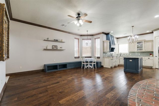 3525 Abby Lane, Newcastle, OK 73065