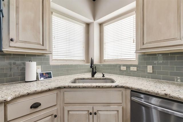 3525 Abby Lane, Newcastle, OK 73065