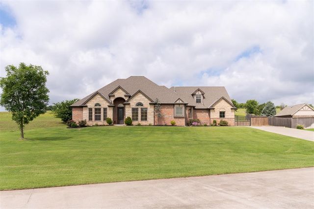3525 Abby Lane, Newcastle, OK 73065