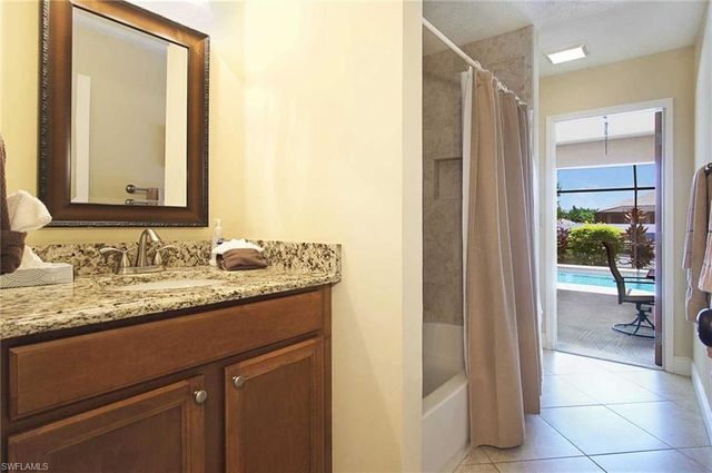 1403 SW 40th TER, Cape Coral, FL 33914