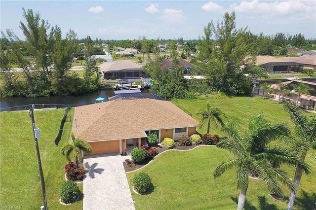 1403 SW 40th TER, Cape Coral, FL 33914