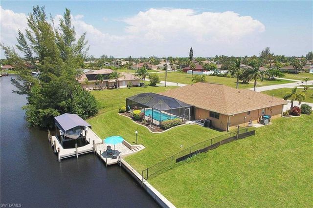 1403 SW 40th TER, Cape Coral, FL 33914