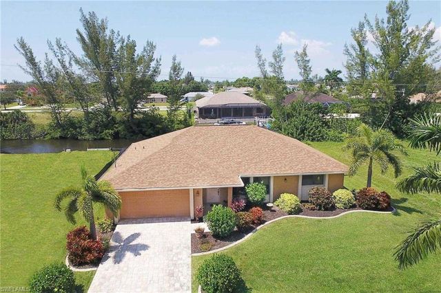 1403 SW 40th TER, Cape Coral, FL 33914