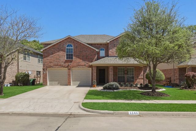 1144 Golden Eagle Court, Aubrey, TX 76227