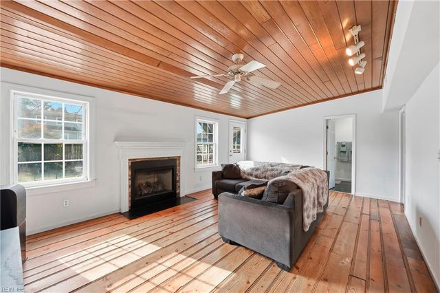14 Connor PL, Portsmouth, VA 23702