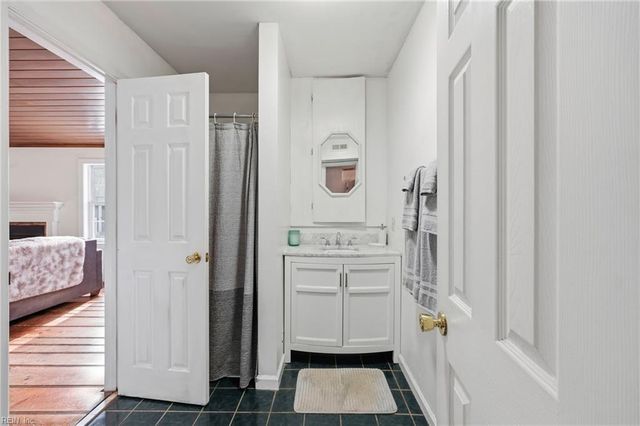 14 Connor PL, Portsmouth, VA 23702
