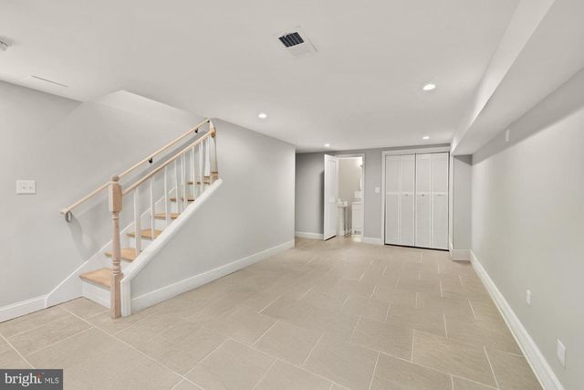 4521 CLAY ST NE, Washington, DC 20019