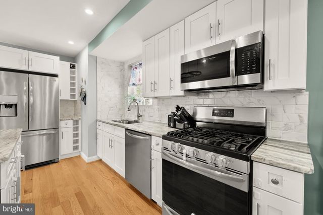 4521 CLAY ST NE, Washington, DC 20019