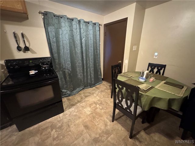 1133 Whitney Avenue, Niagara Falls, NY 14301