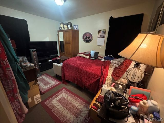 1133 Whitney Avenue, Niagara Falls, NY 14301