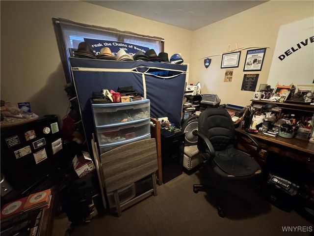 1133 Whitney Avenue, Niagara Falls, NY 14301