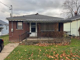 1133 Whitney Avenue, Niagara Falls, NY 14301