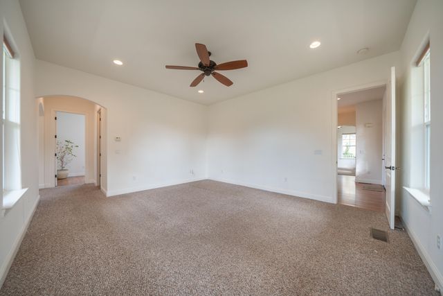 8180 Whispering Oaks Road, Redding, CA 96002