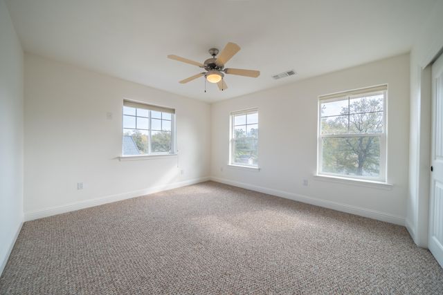 8180 Whispering Oaks Road, Redding, CA 96002